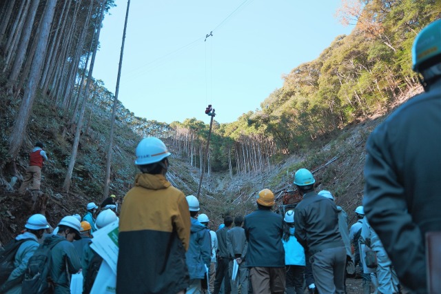 イワフジ工業　ＡＩ活用の架線集材 和歌山県で現地見学会開催